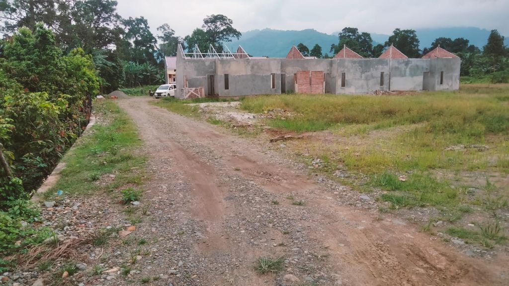 foto posisi tengah perumahan FAMILY RESIDENCE