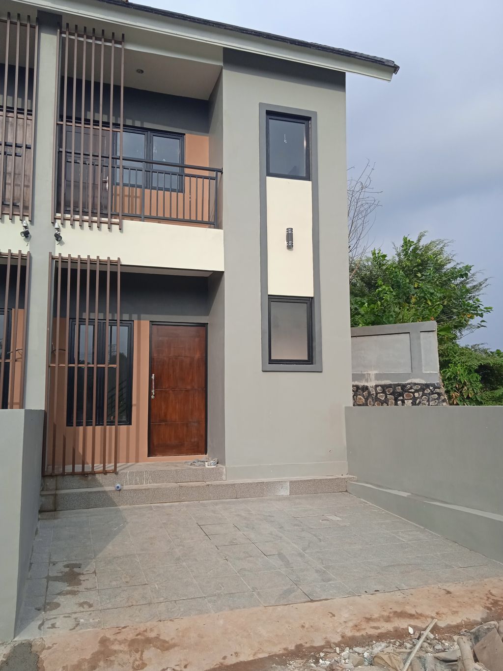 foto tampak rumah tipe C-12 60/60 perumahan PERUMAHAN GREEN HILLS CLUSTER GREEN ARIA