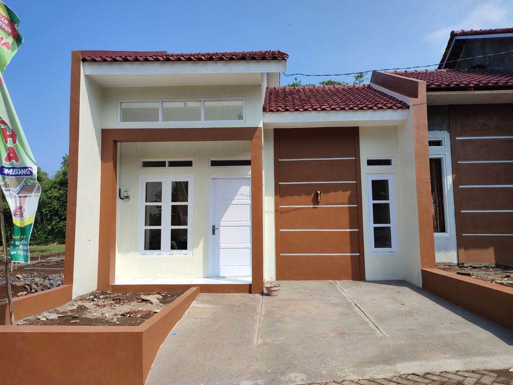 foto contoh rumah perumahan GRAHA TAVISHA
