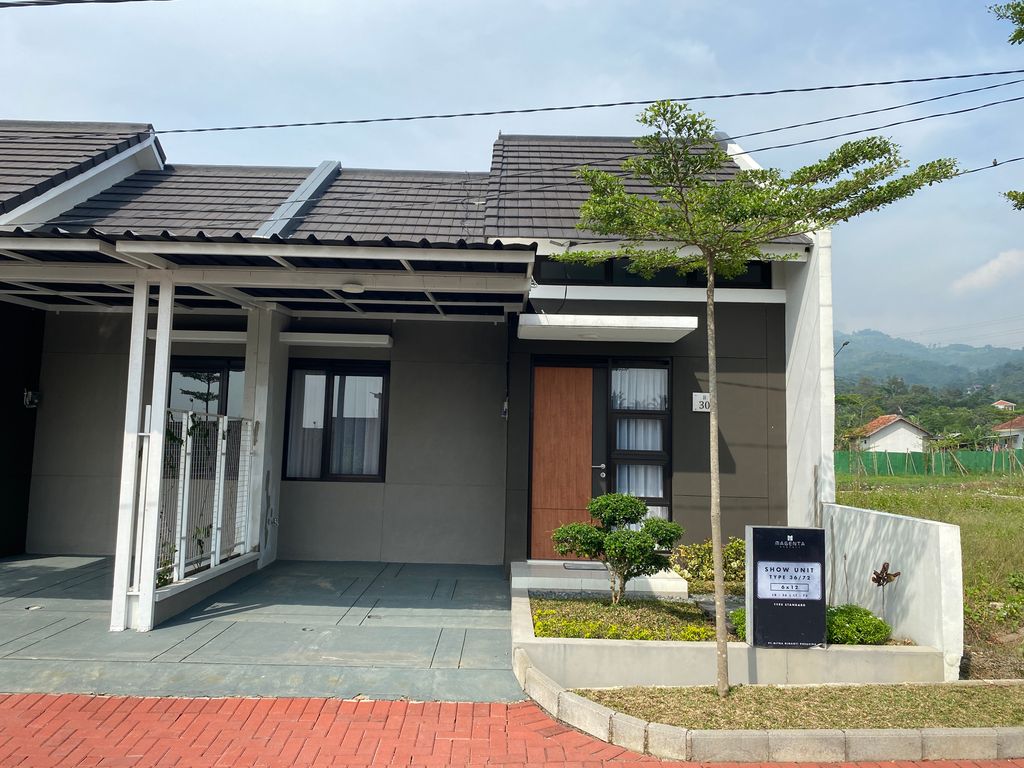 foto tampak rumah tipe 36/72 perumahan MAGENTA REGENCY