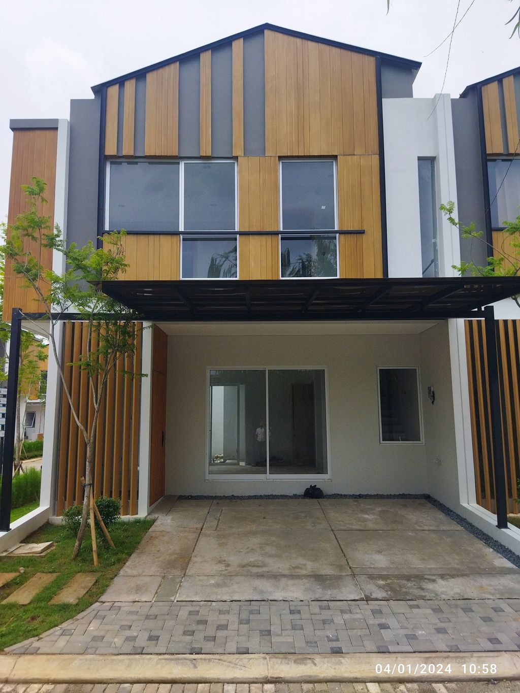 foto contoh rumah perumahan Mazenta Residance