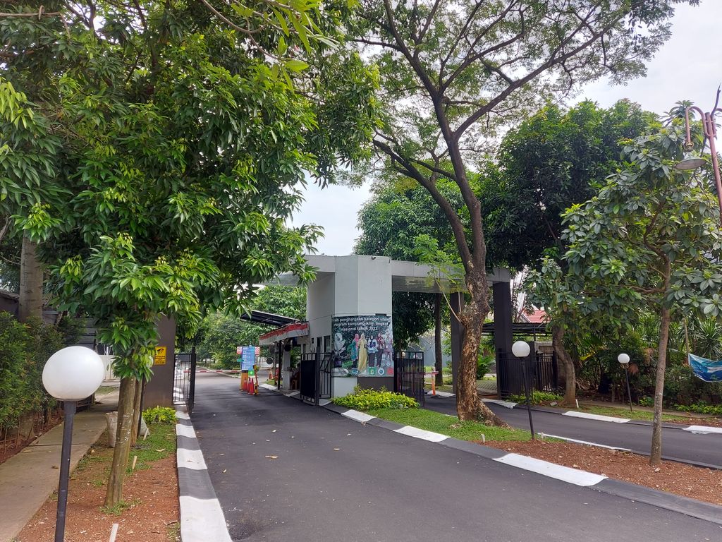 foto gerbang perumahan GRAHA RAYA NEO GARDENIA LOKA