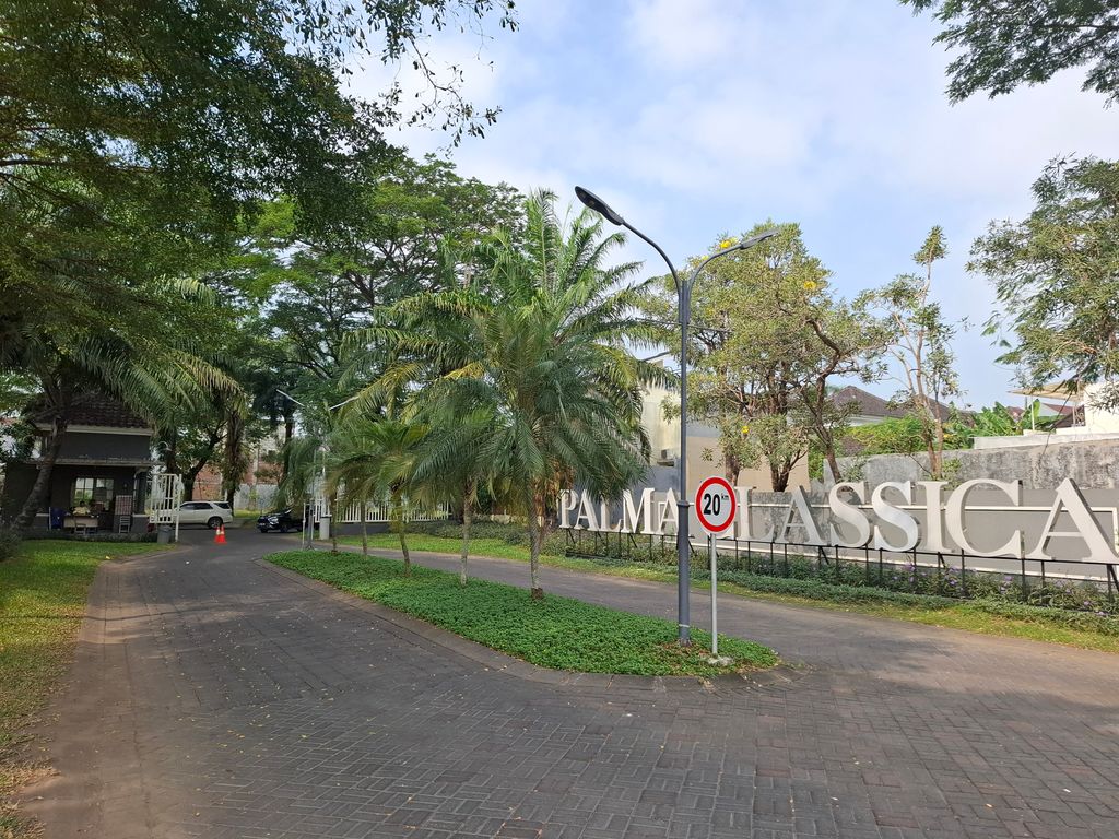 foto gerbang perumahan Palma Classica