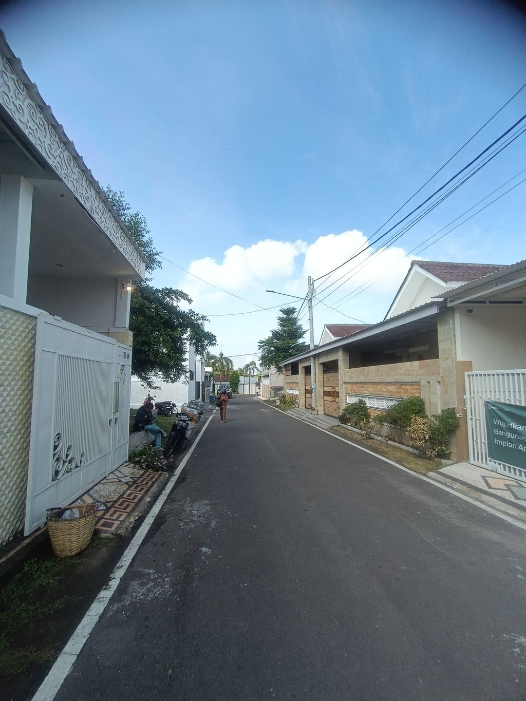 foto posisi tengah perumahan Mahkota Sayang Sayang