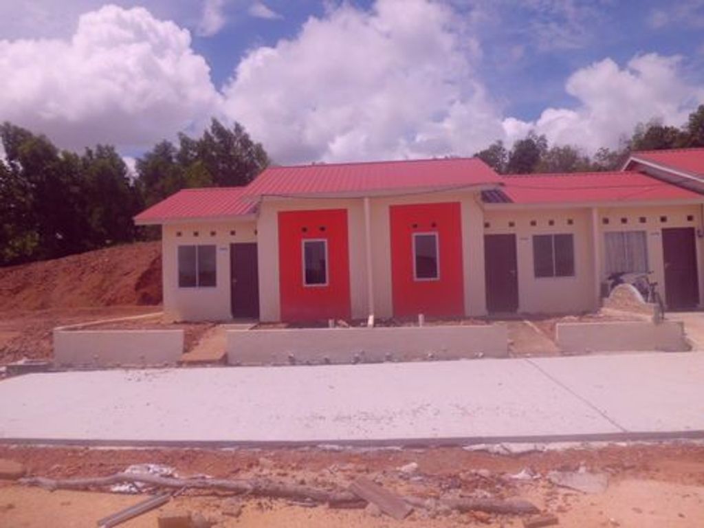 foto tampak rumah tipe 36/72 perumahan PINANG MAS RESIDENCE