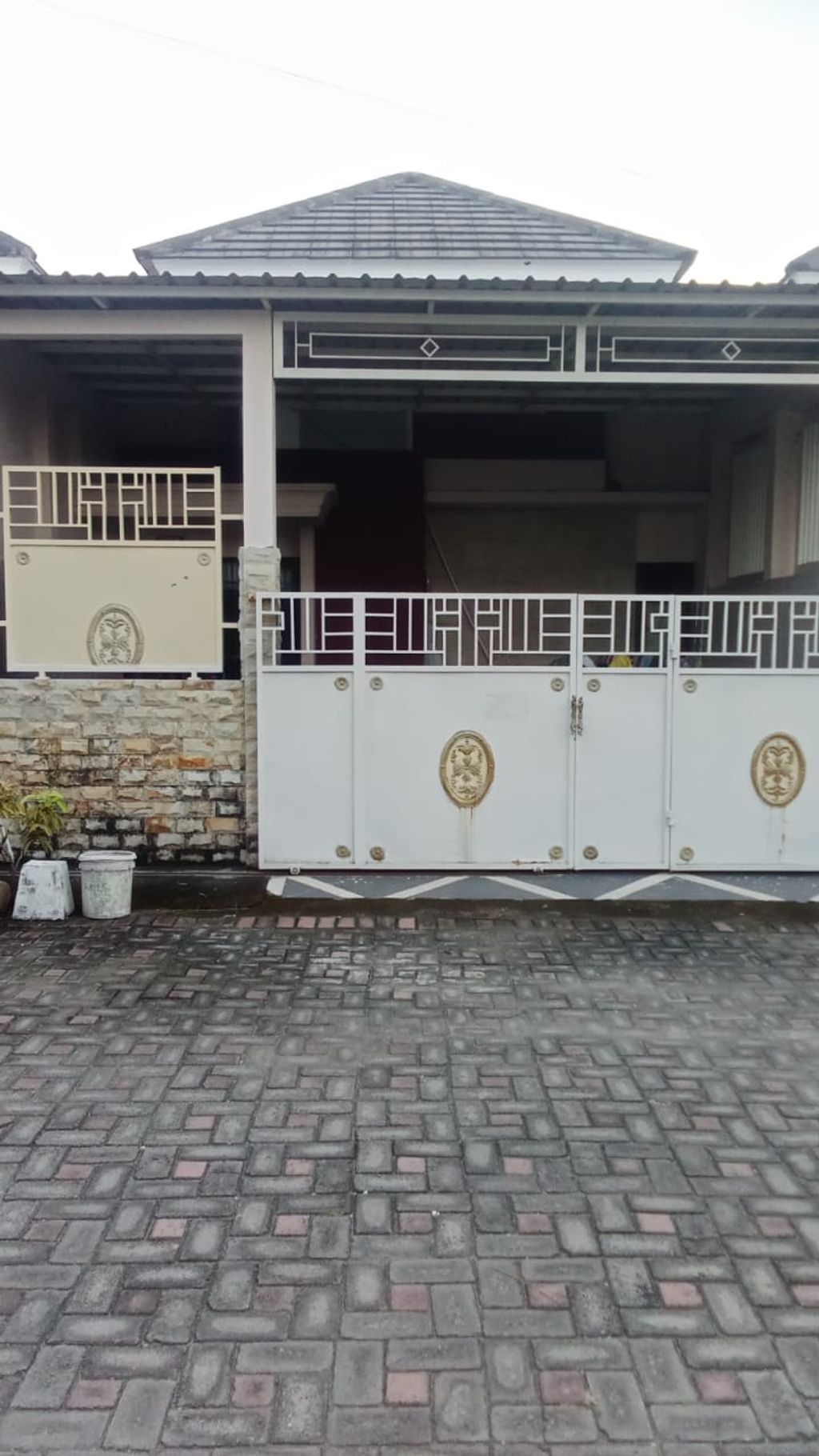 foto tampak rumah tipe LANTANA 38x50 perumahan MUARA GARDEN