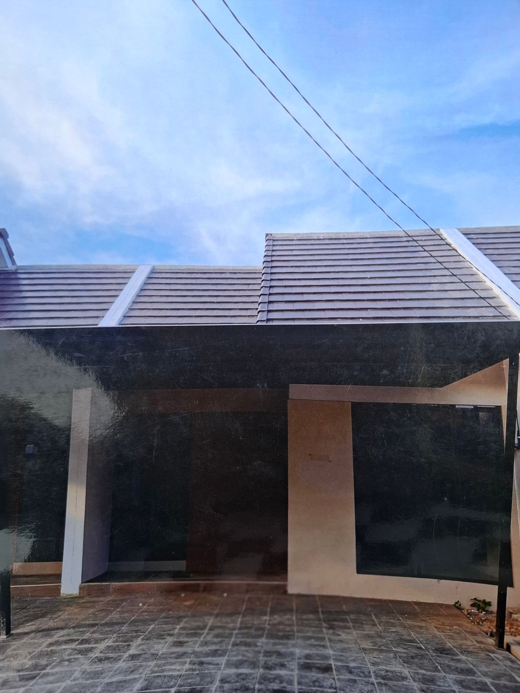 foto tampak rumah tipe PIANTA 732 perumahan Mutiara Gading City Cluster New Liverpool Tahap 1