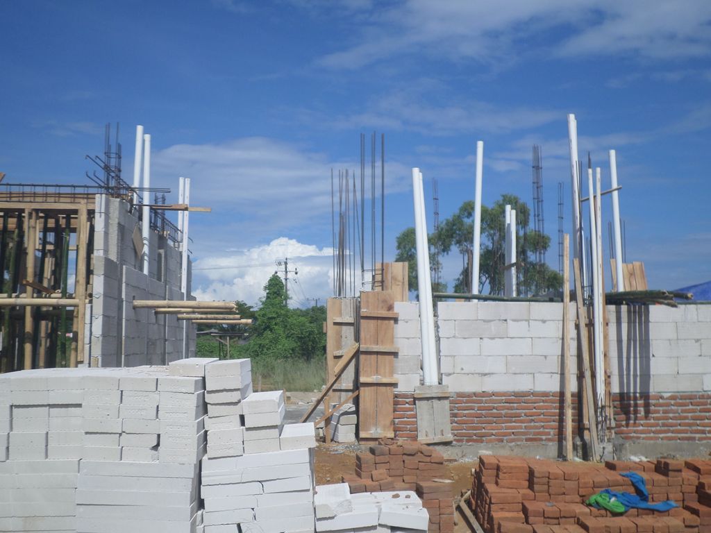 foto tampak rumah tipe MY-0007 perumahan Rolling Hills 6