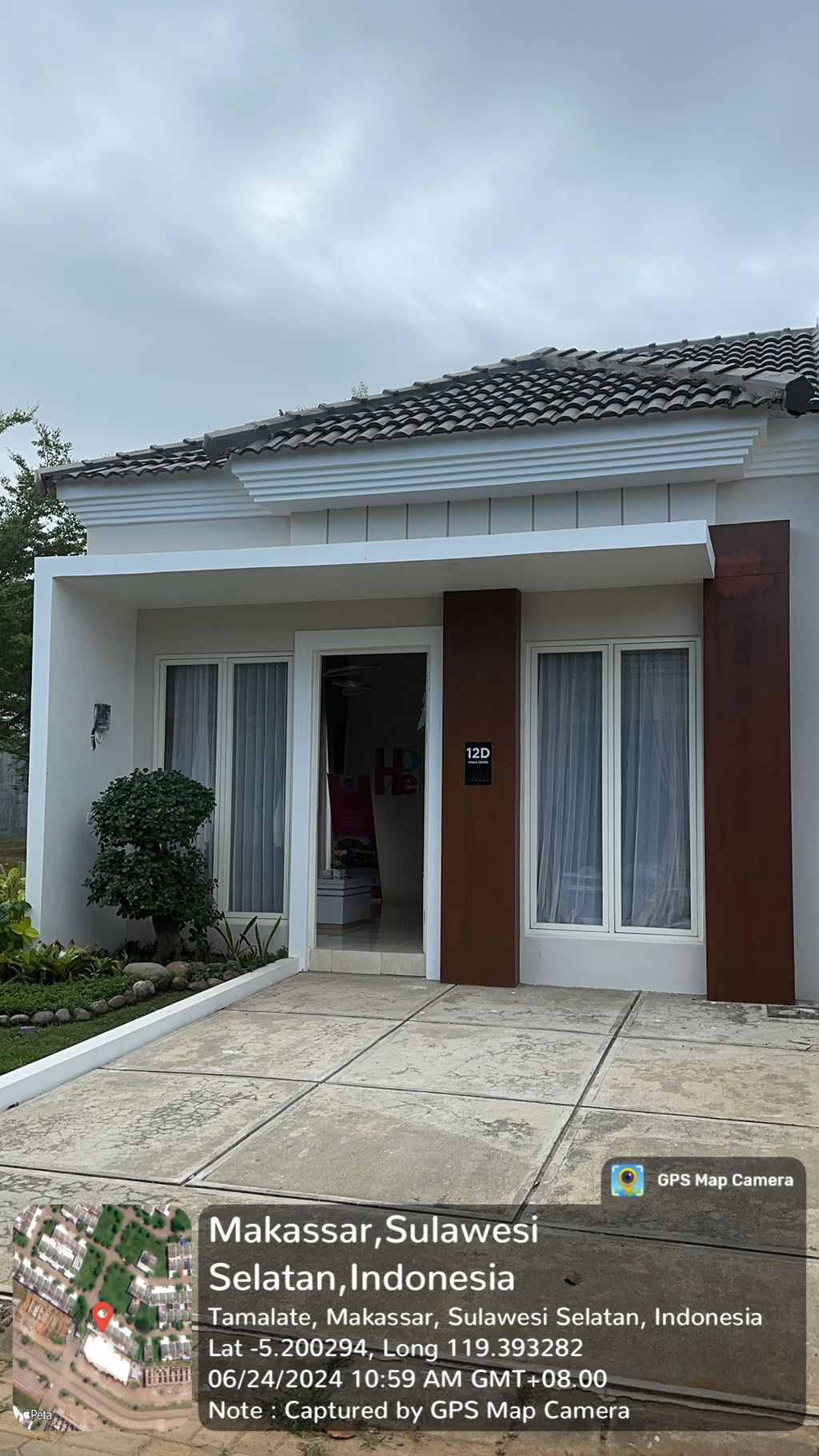 foto tampak rumah tipe VCCR-0012D perumahan VINCA