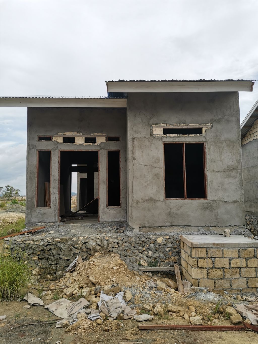 foto contoh rumah perumahan MEGAPURA KOYA RESIDENCE 4