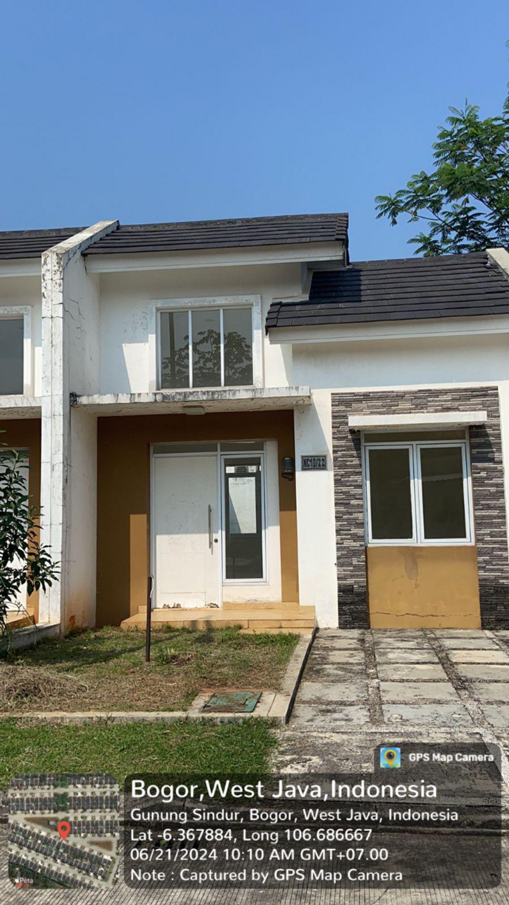 foto tampak rumah tipe NC10-022 perumahan SERPONG NATURA CITY