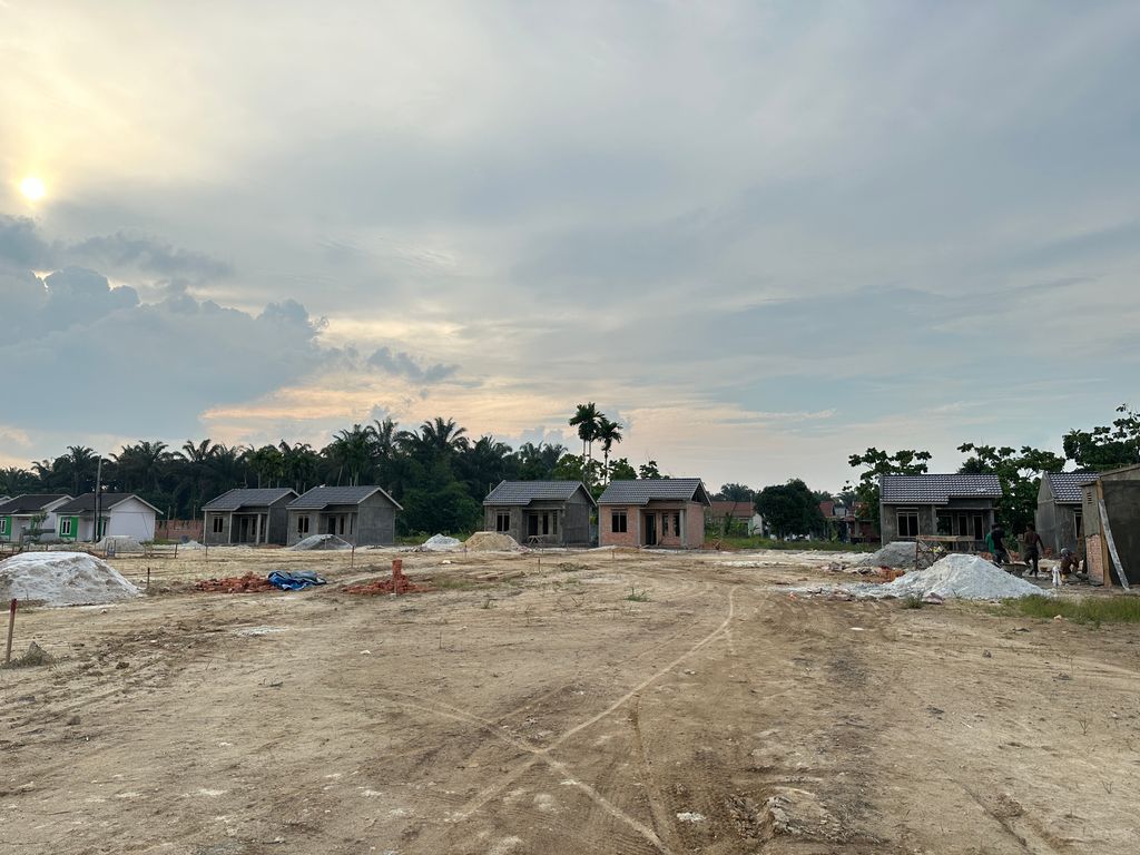 foto posisi tengah perumahan BUMI TENAYAN ASRI 2