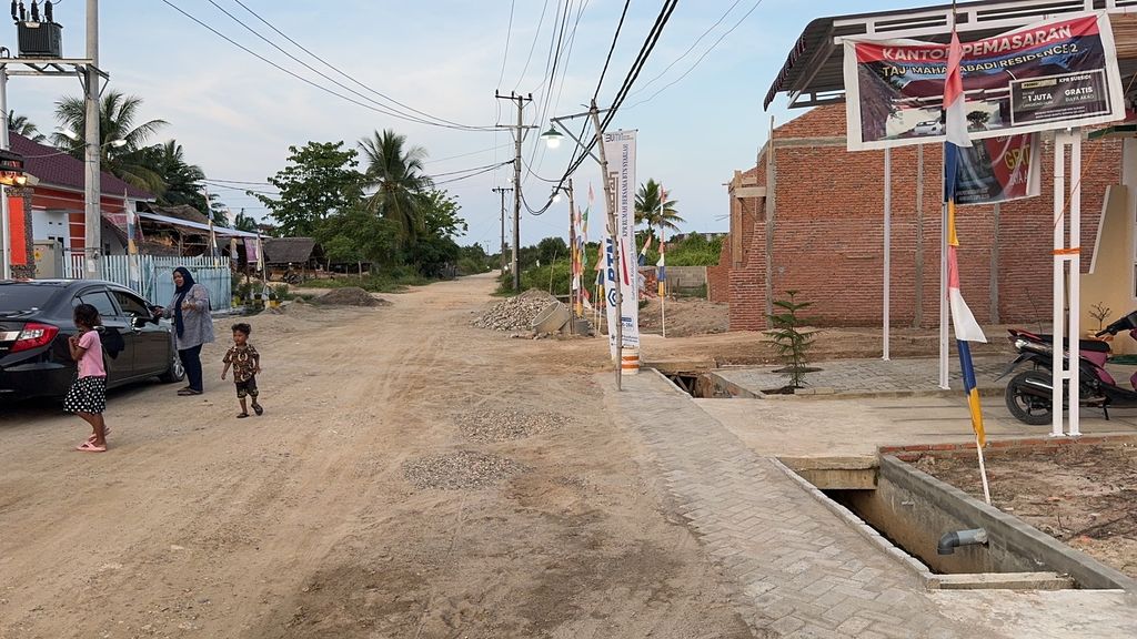 foto gerbang perumahan TAJMAHAL ABADI RESIDENCE 2