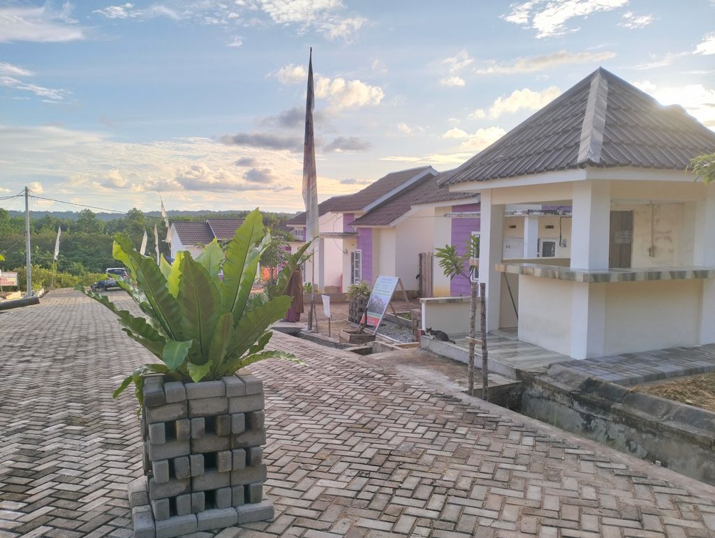 foto gerbang perumahan GADING MANSION