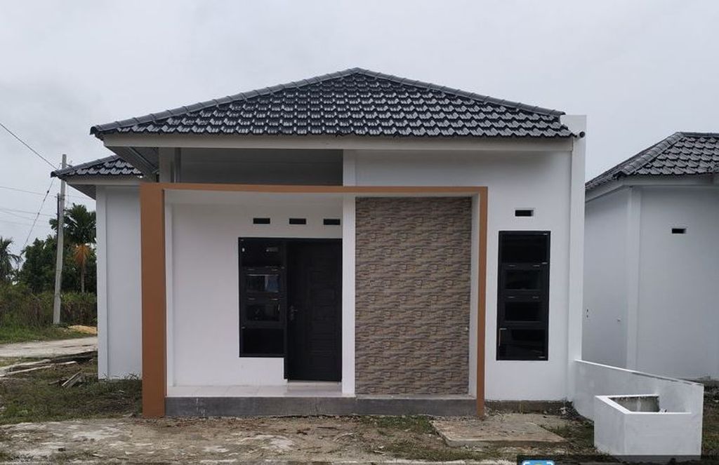 foto tampak rumah tipe RSH 36 perumahan Griya asri rambah raya