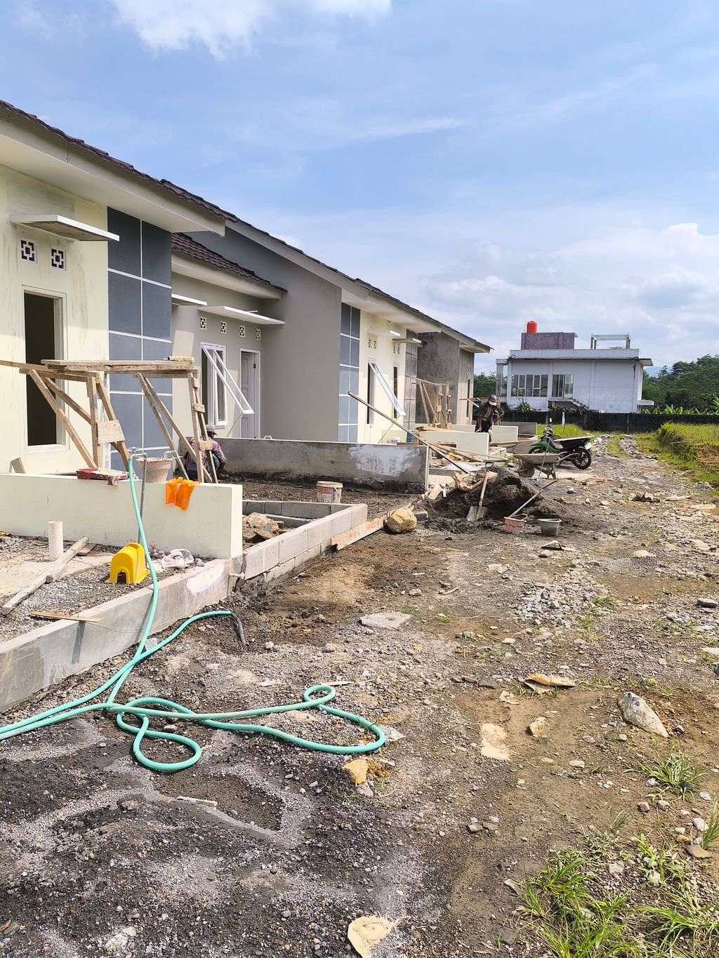 foto posisi tengah perumahan WONOSARI INDAH