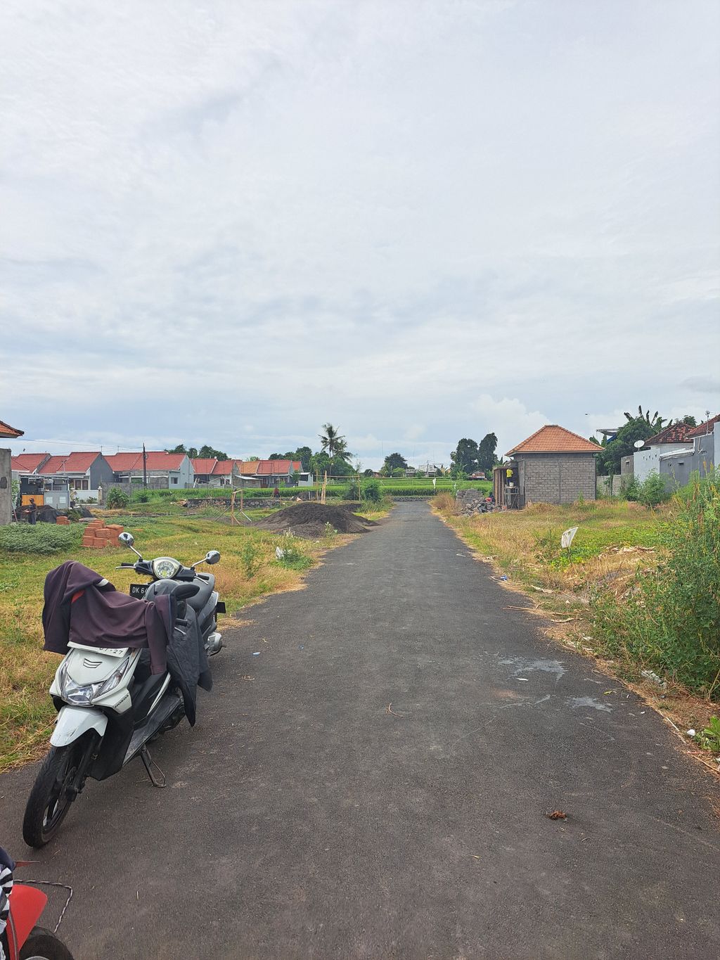 foto posisi tengah perumahan KRISNA GRAHA PENARUNGAN 3 TAHAP 2