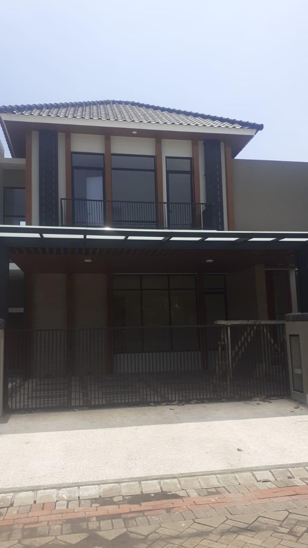 foto tampak rumah tipe OAK A perumahan RIVERFRONT URBAN RESORT