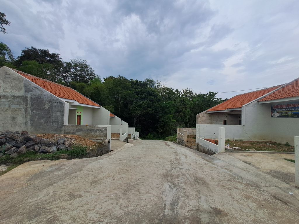 foto posisi tengah perumahan PERUMAHAN BAITI JANNATI REGENCY 3 KALIJIRAK
