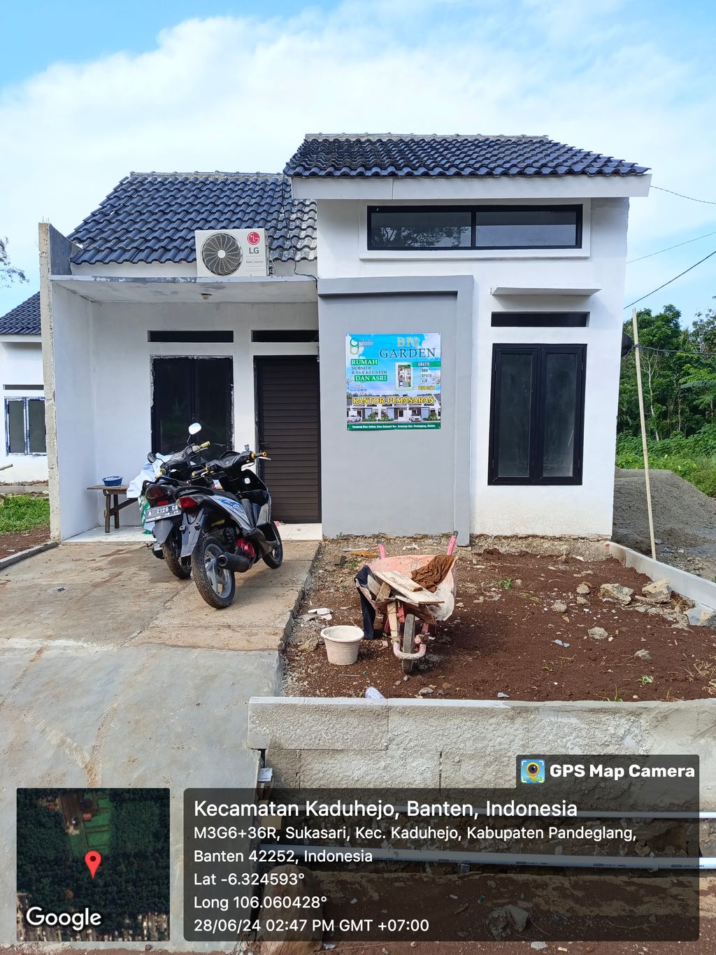 foto tampak rumah tipe SUBSIDE perumahan BPI GARDEN