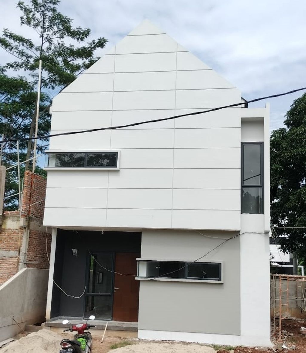 foto tampak rumah tipe 89 perumahan Cimanggis Eco Townhouse