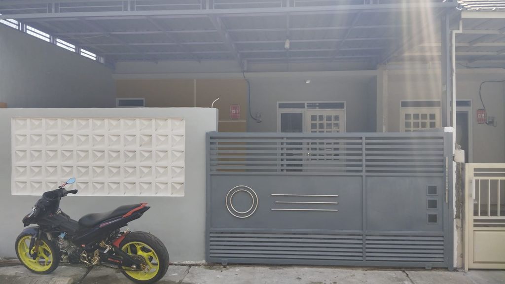 foto tampak rumah tipe KIMURA PLUS 30X60 perumahan MUARA GARDEN JAVANA