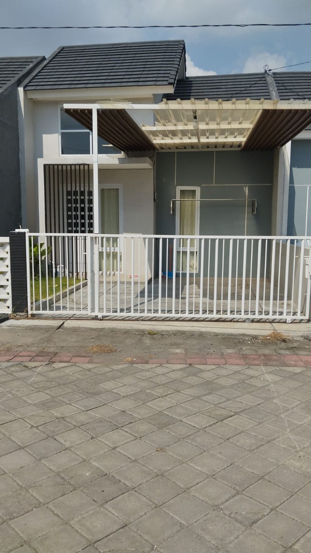 foto tampak rumah tipe HARUKA 30X123 perumahan MUARA GARDEN JAVANA