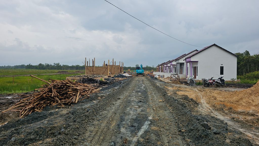 foto gerbang perumahan Plajau mulia residence