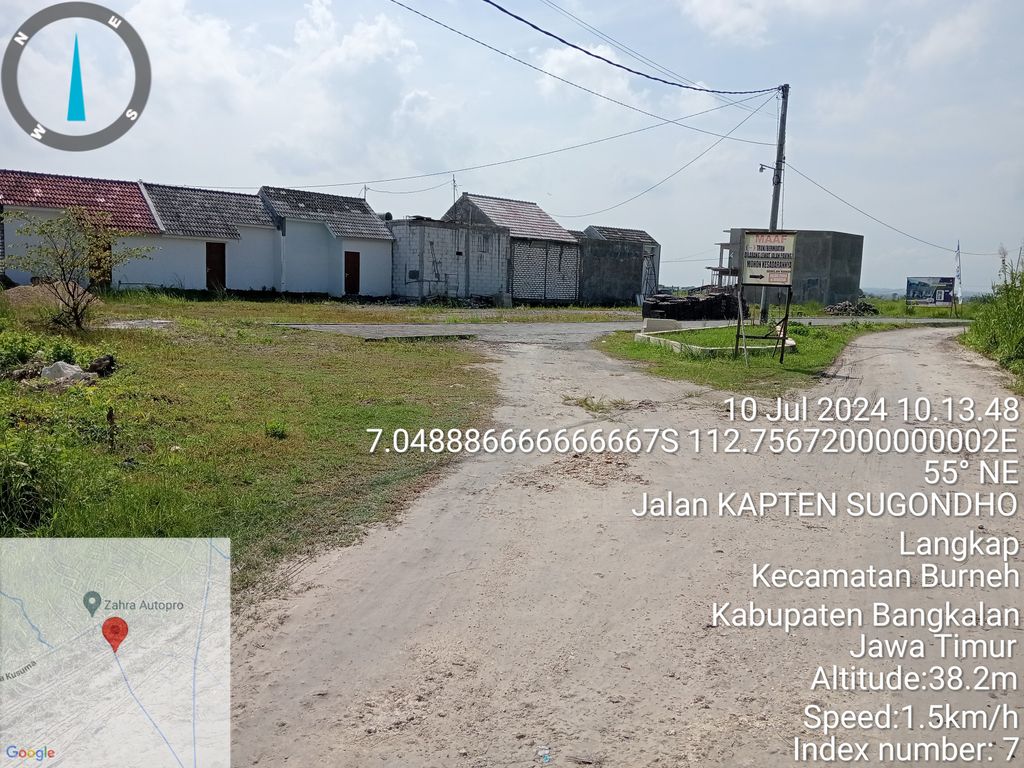 foto gerbang perumahan GRAHA PERMATA 2