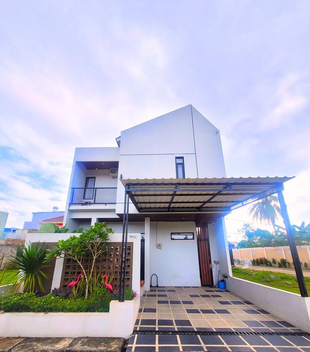 foto tampak rumah tipe 125 perumahan Ruby Estate