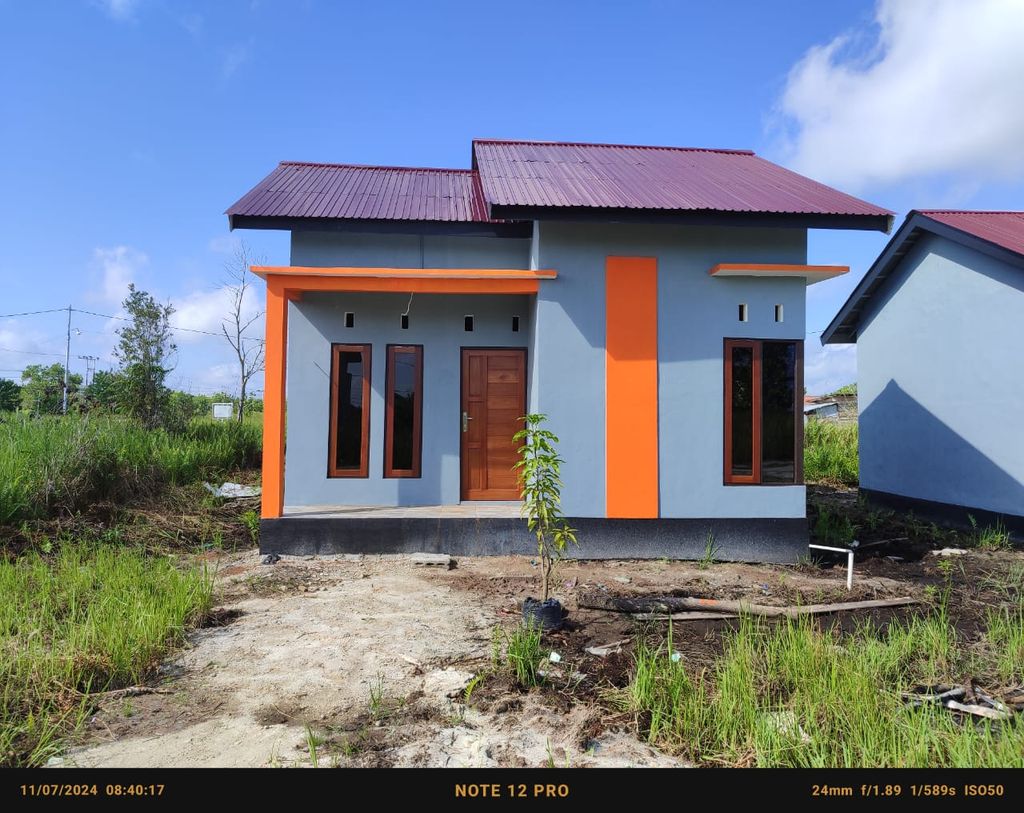 foto tampak rumah tipe 36 perumahan Griya Artha Graha II