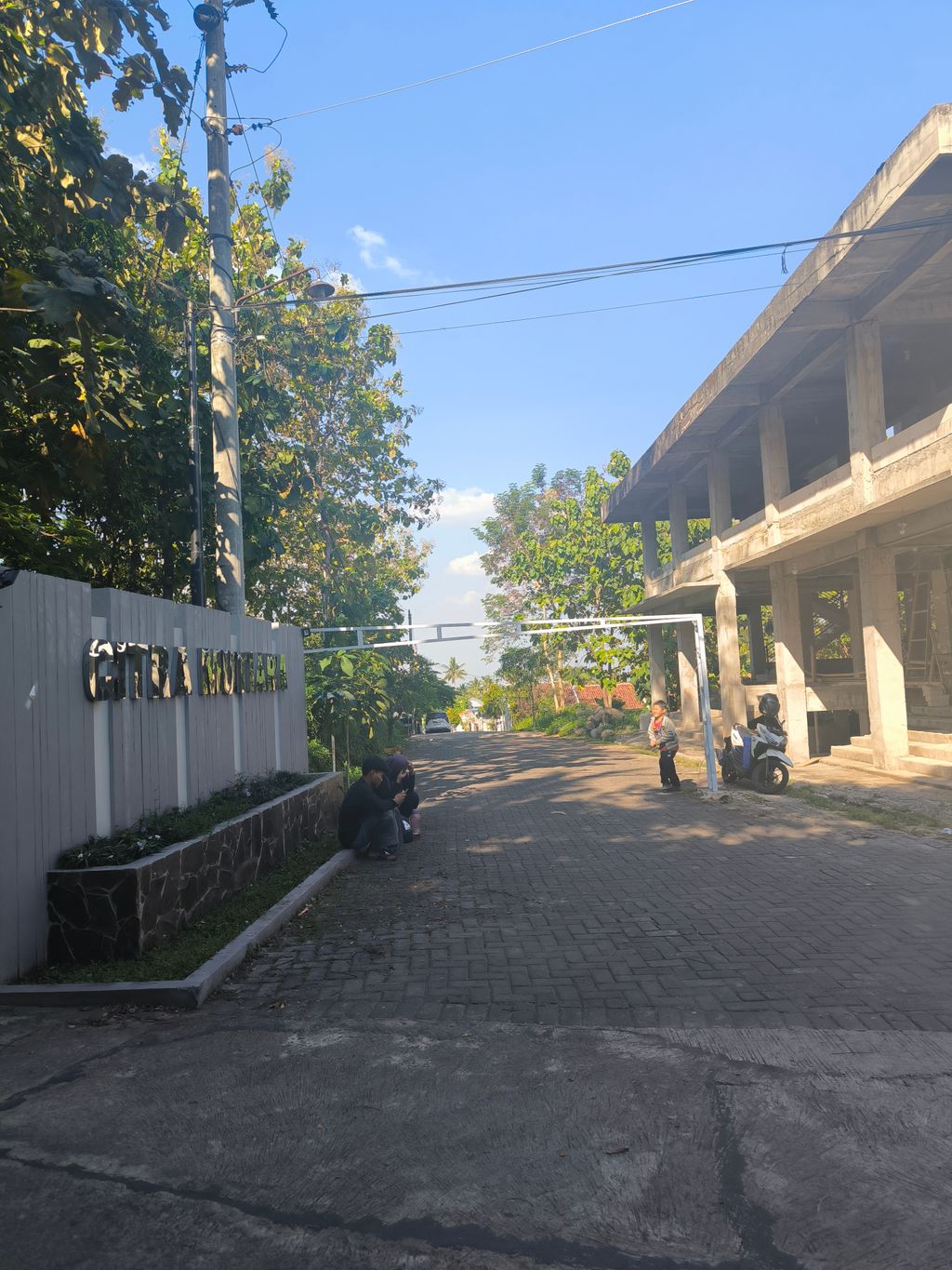 foto gerbang perumahan Parama graha wonoyoso