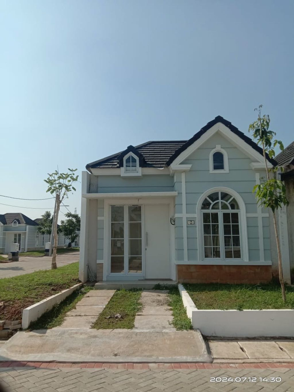 foto tampak rumah tipe 42/108 perumahan BRITANIA BEKASI (TAHAP 2)