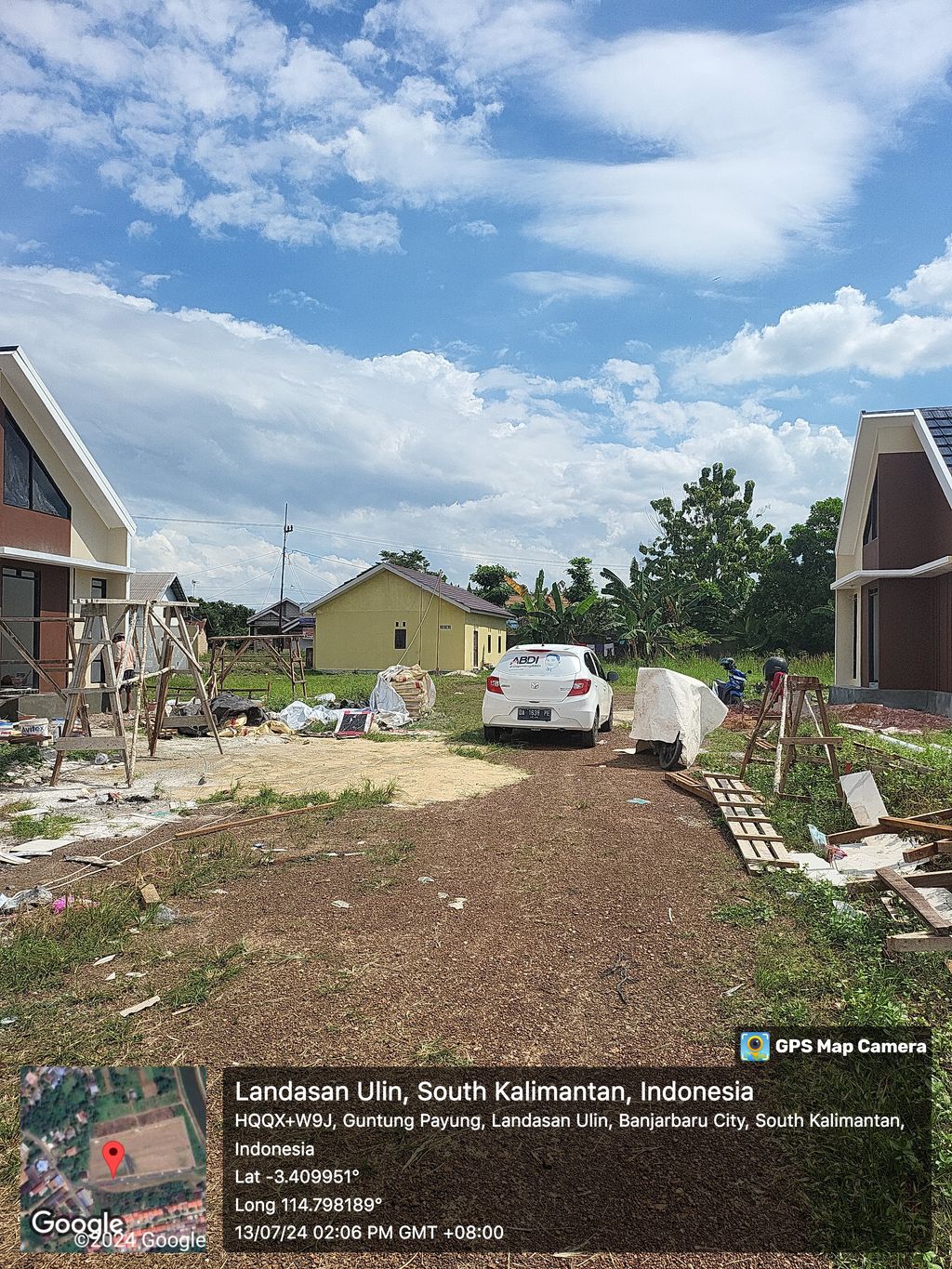 foto posisi tengah perumahan CASA AL HIJRA
