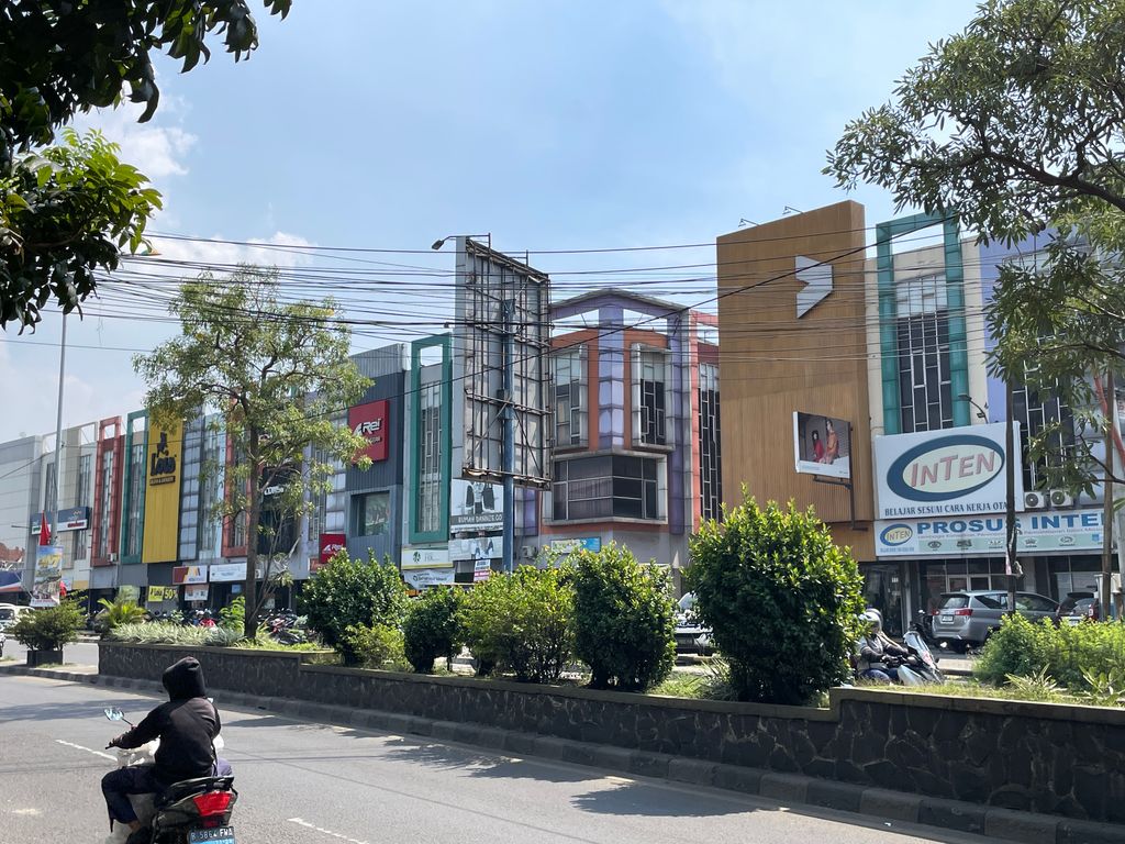 foto gerbang perumahan TAMBUN CITY
