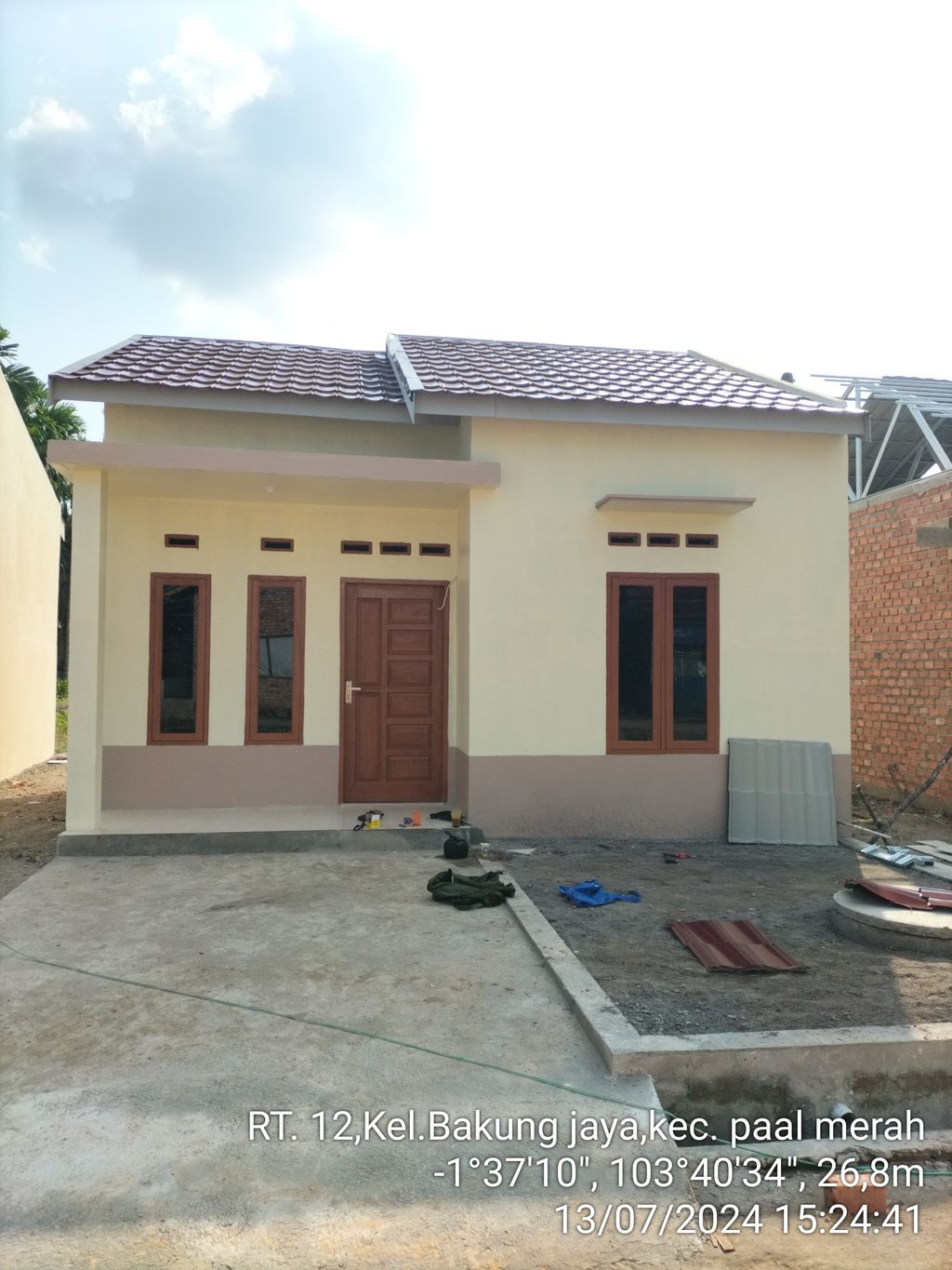 foto contoh rumah perumahan DELTA ABADI II