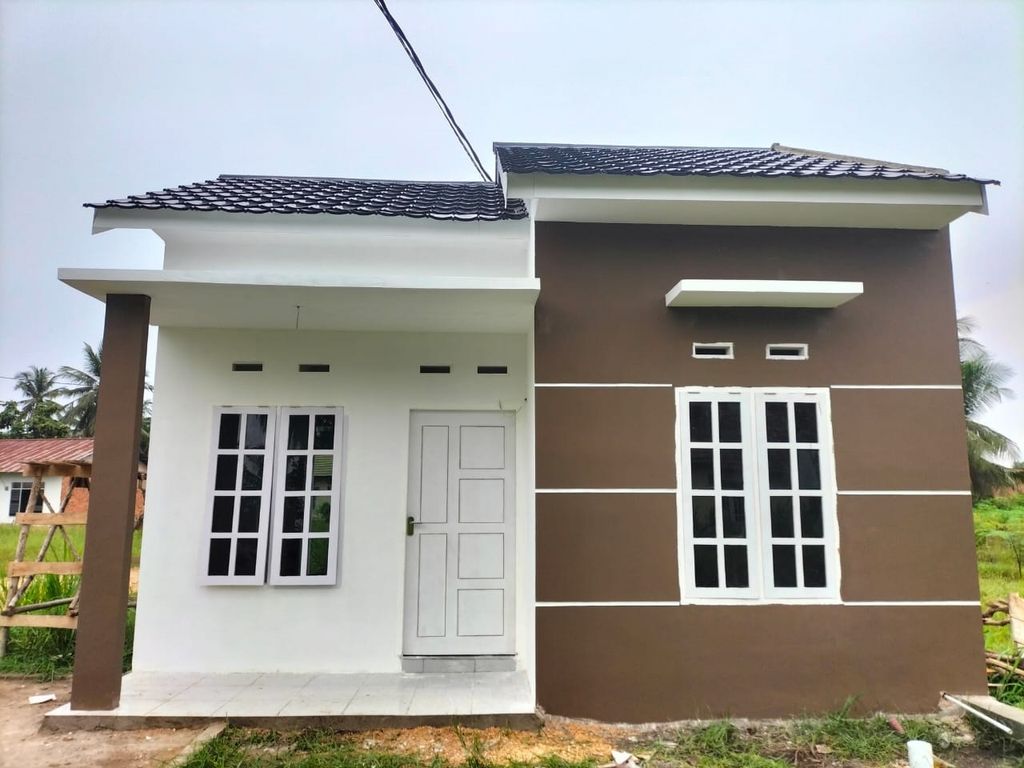 foto tampak rumah tipe Tiga Puluh Enam 166 perumahan PESONA PUDAK