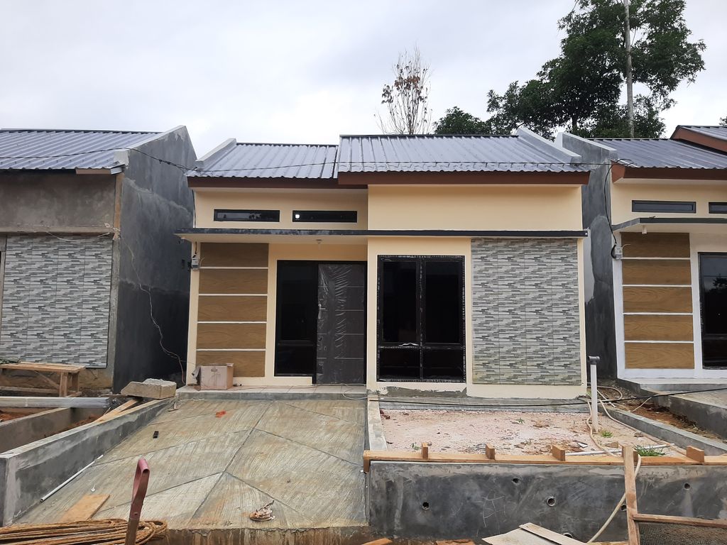 foto contoh rumah perumahan SAPROLITE INDAH 2