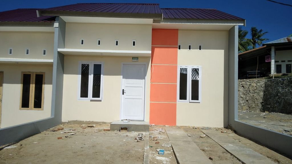 foto tampak rumah tipe 36 perumahan POLE LEMBANG RESIDENCE