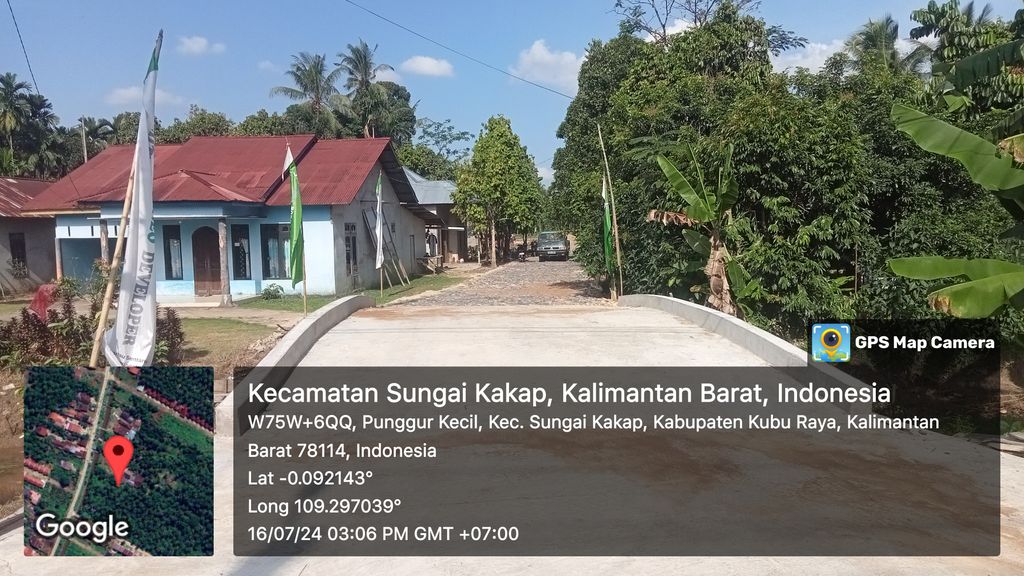 foto gerbang perumahan Safir Indah Residence