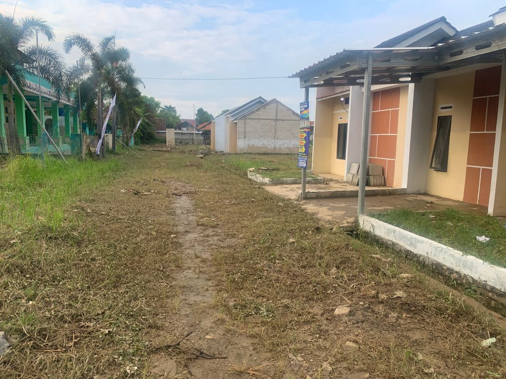foto contoh rumah perumahan BUMI LESTARI CILEDUG
