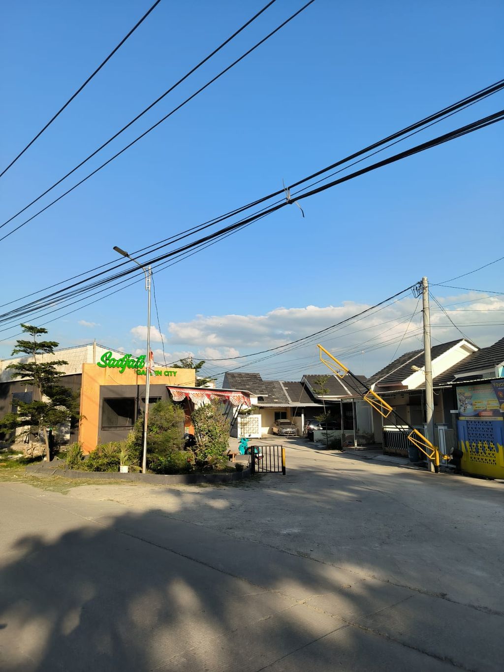 foto gerbang perumahan SADJATI GARDEN CITY TAHAP 3