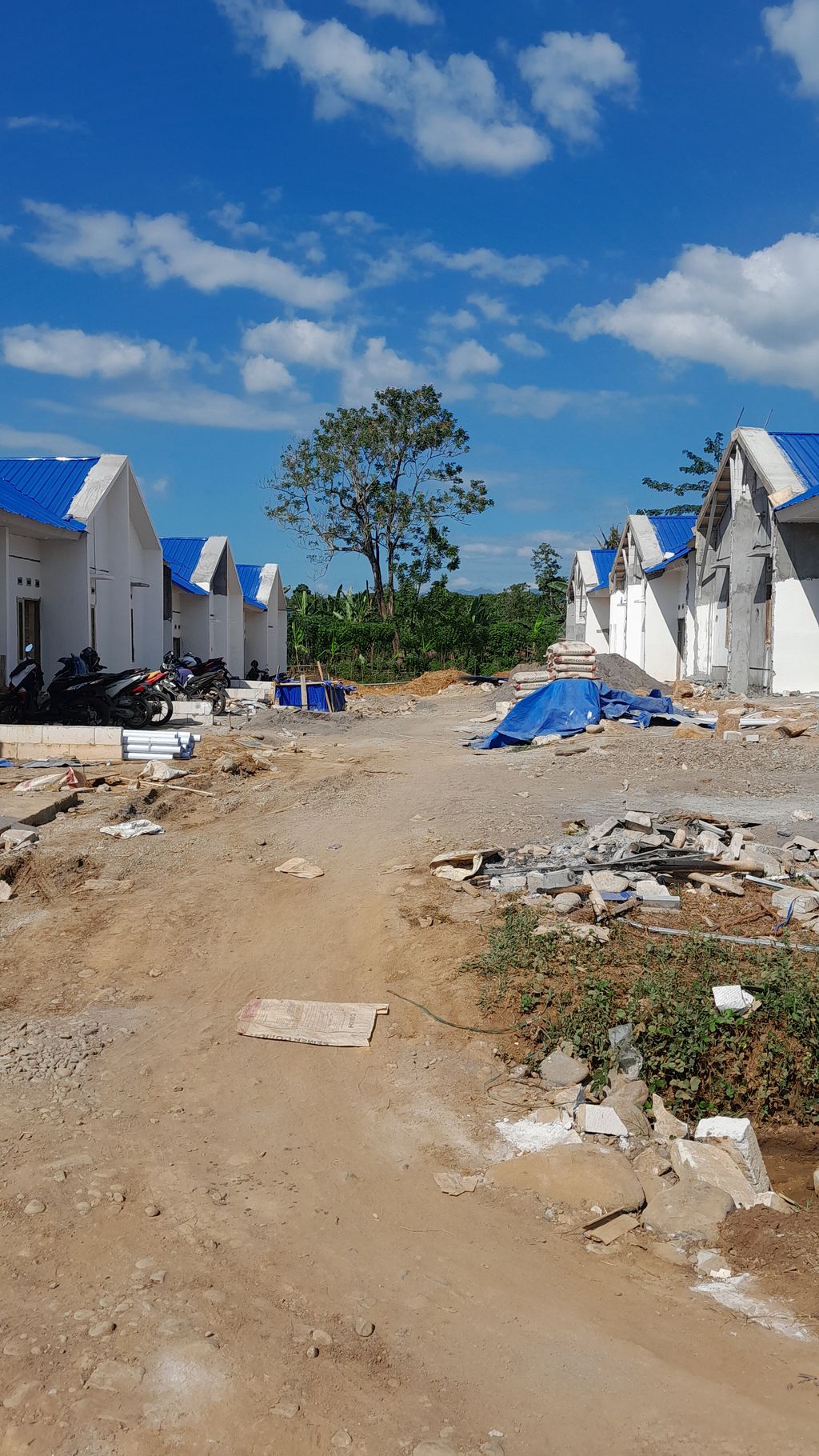 foto posisi tengah perumahan Aster Regency 2