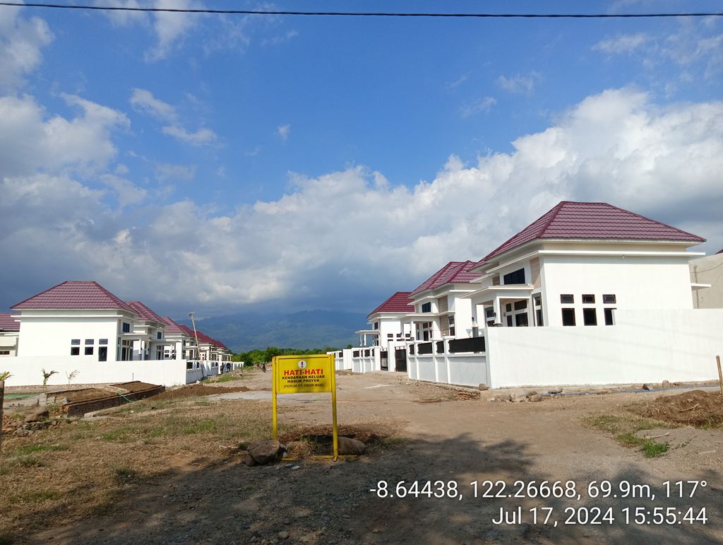foto posisi tengah perumahan Obor Mas Residence