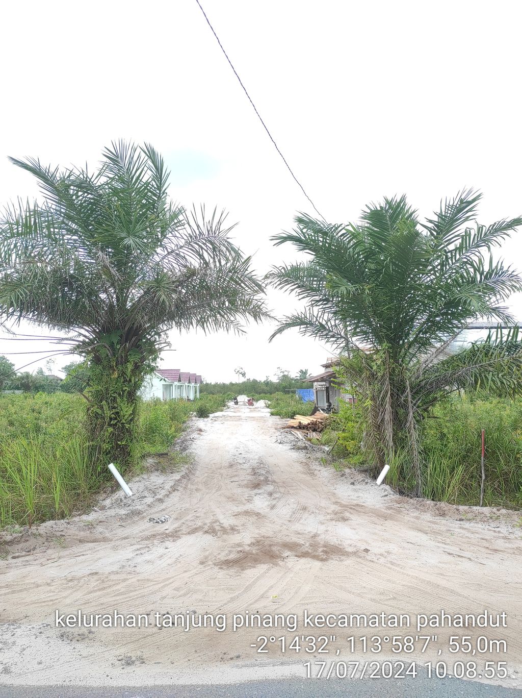 foto gerbang perumahan GRIYA KERANGGAN XIII INDAH