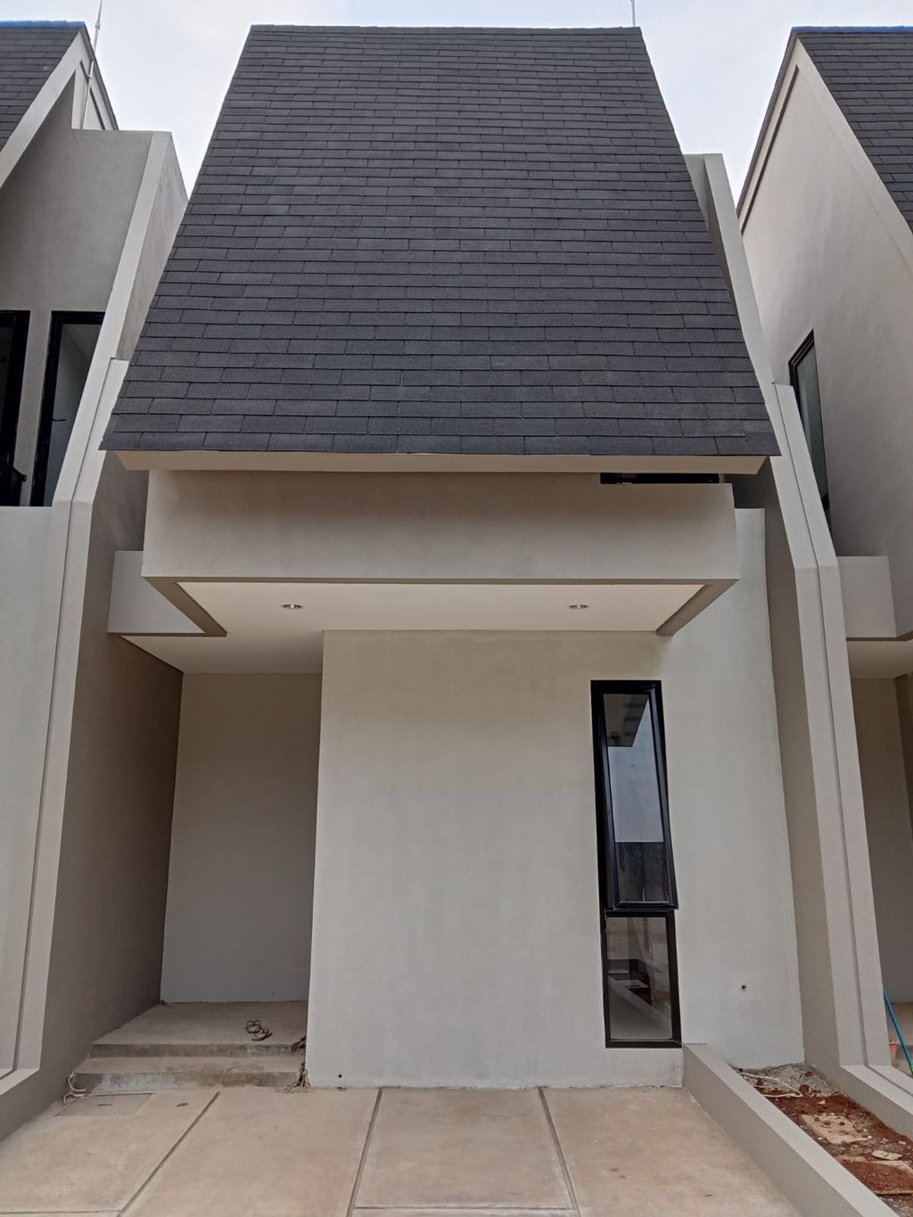 foto tampak rumah tipe 54 perumahan LANATA ESTATE