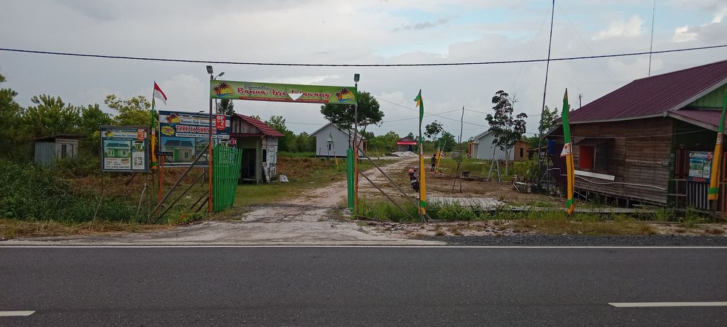 foto gerbang perumahan Banua Asri Talawang