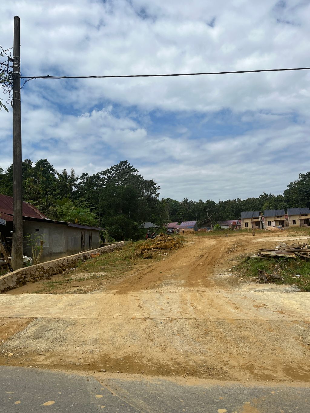 foto gerbang perumahan Mega Amaliah Residencee