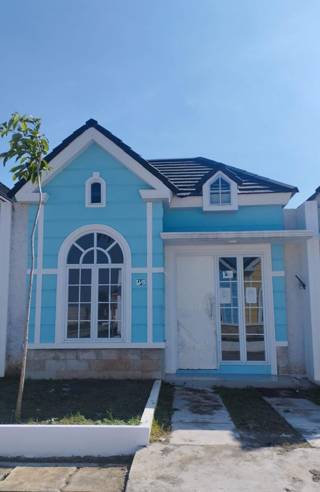 foto tampak rumah tipe 42/78 perumahan BRITANIA BEKASI (TAHAP 2)