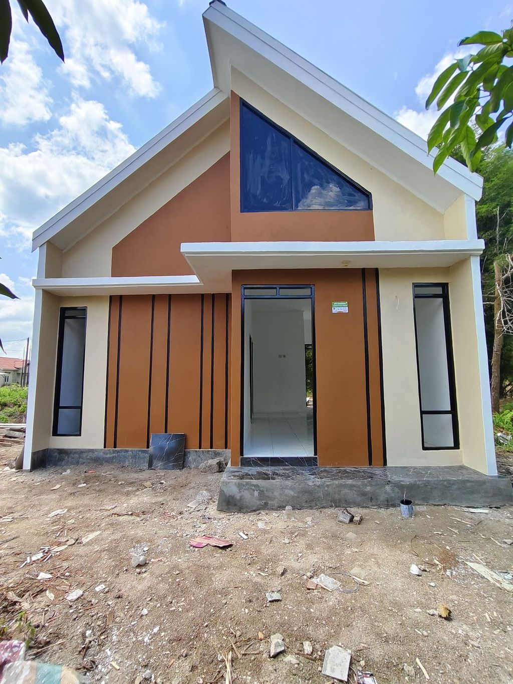 foto tampak rumah tipe 36 perumahan CASA AL HIJRA